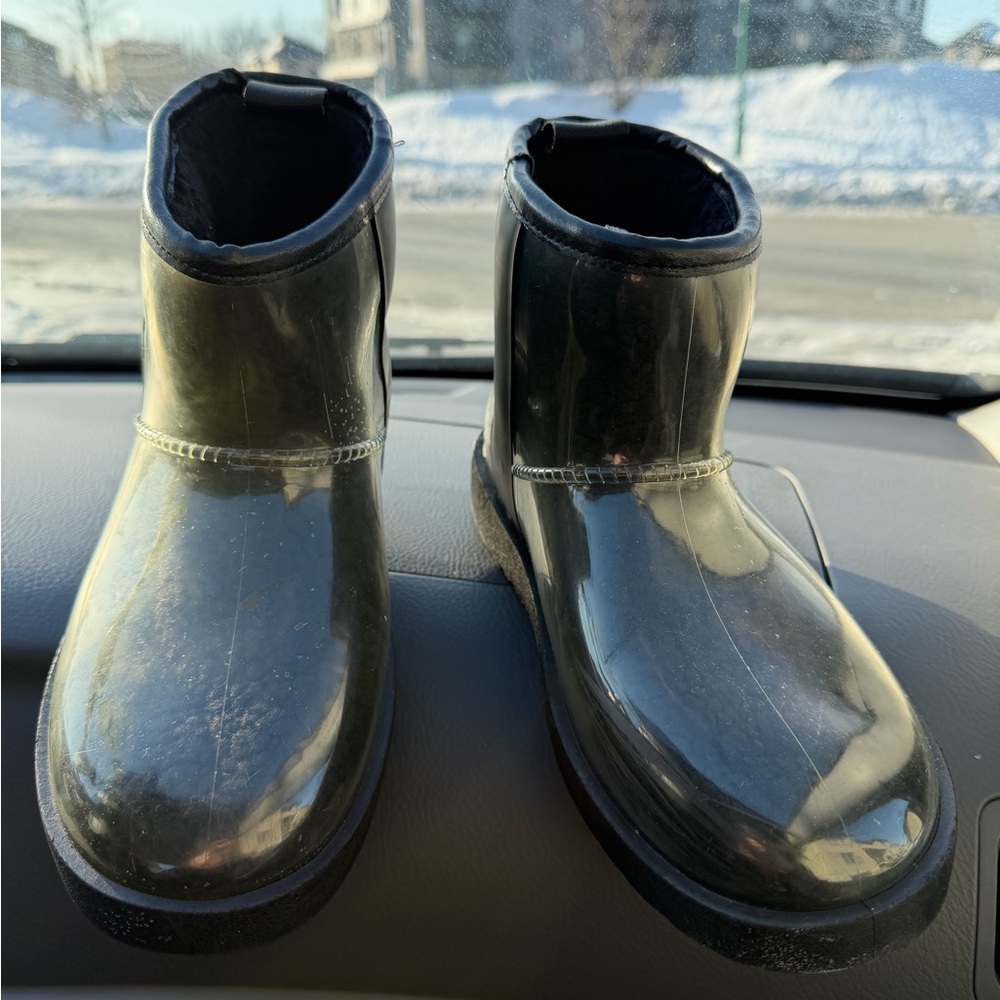 Black Boots